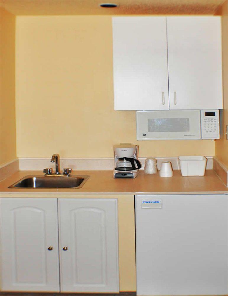 Naples Park Central Hotel ภายนอก รูปภาพ